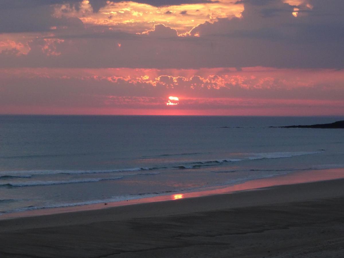 Gite "Rose Des Sables" - 800M De La Plage De Surtainville, Proche Commerces - Piscine En Juillet Et Aout Ruang foto