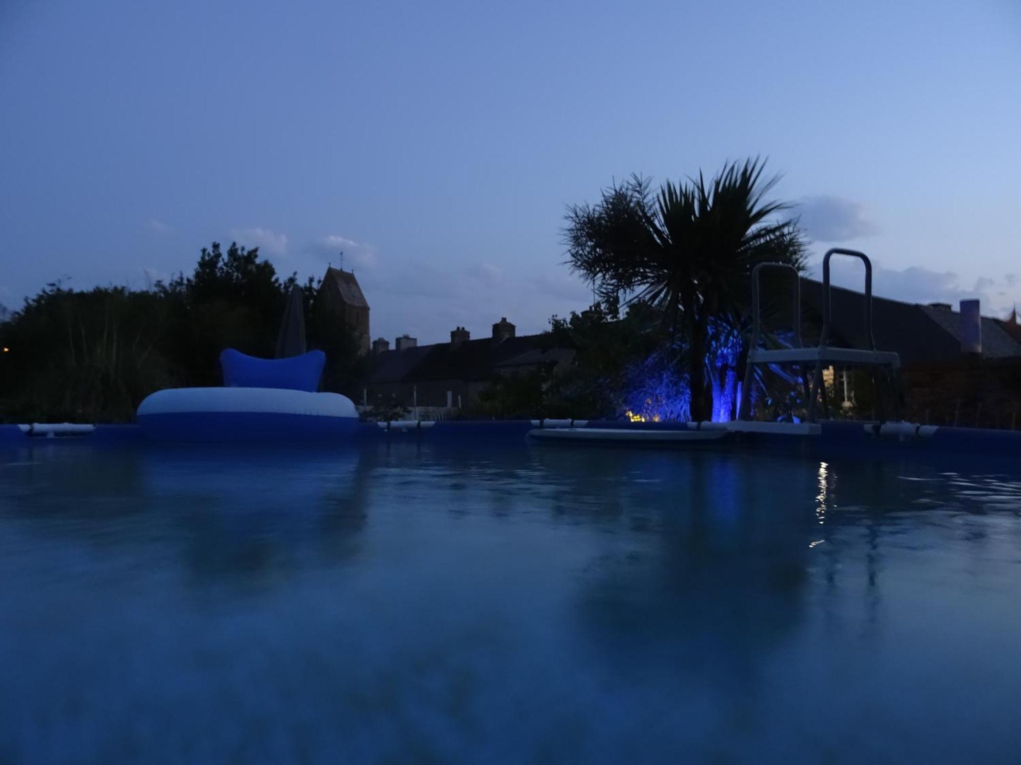 Gite "Rose Des Sables" - 800M De La Plage De Surtainville, Proche Commerces - Piscine En Juillet Et Aout Bagian luar foto